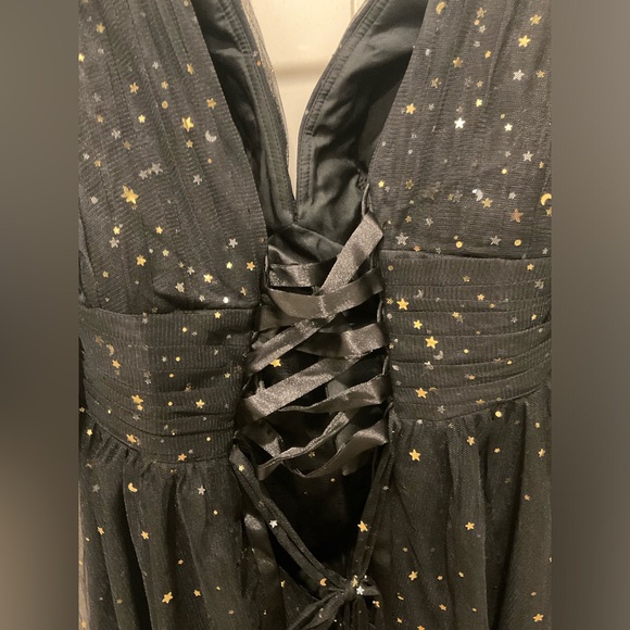 16w Black tulle dress - Picture 4 of 4